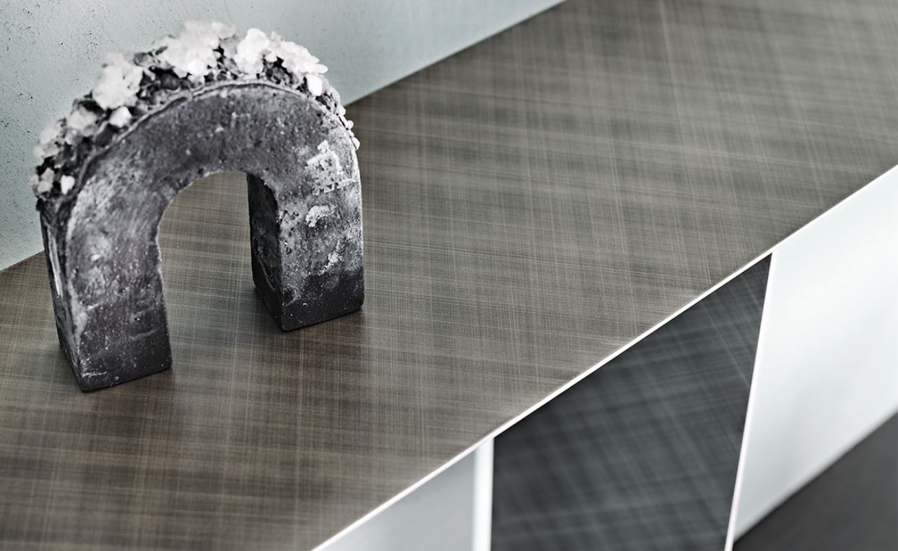 cattelan_consolle tee_1