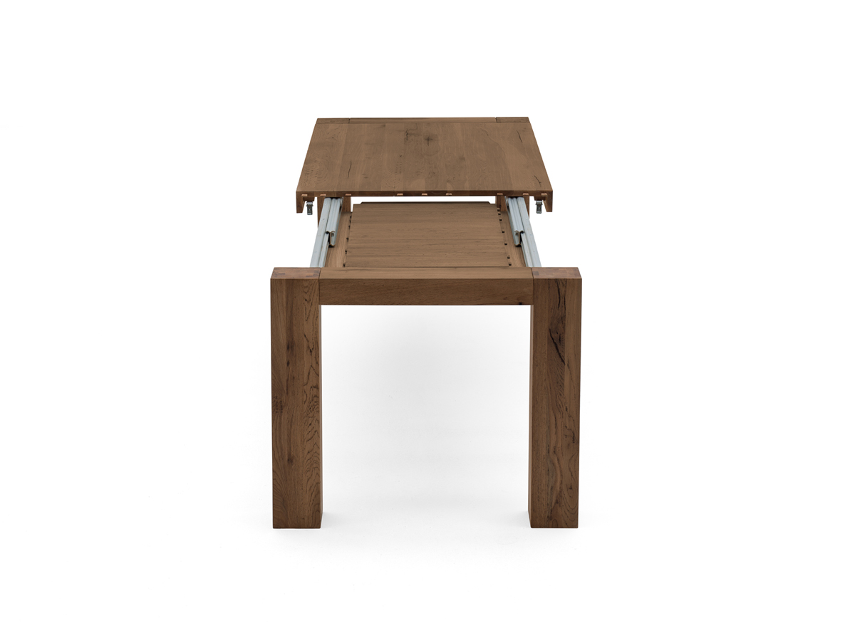 Devina-Nais_Tavoli_minibrooklyn_5