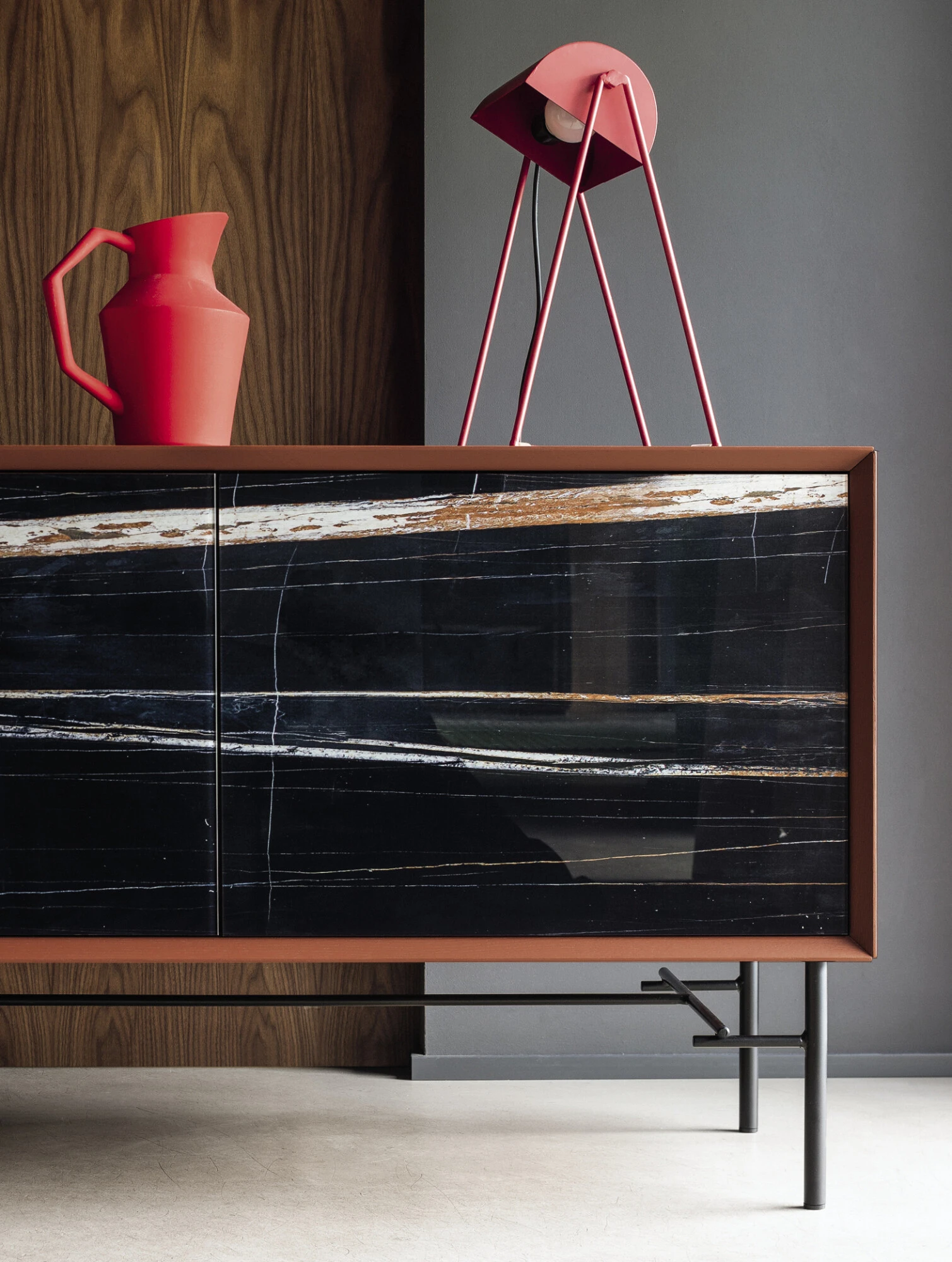 credenza-legno-vetro-stampato-or-madia-45-myglass-or-devina-nais.jpg