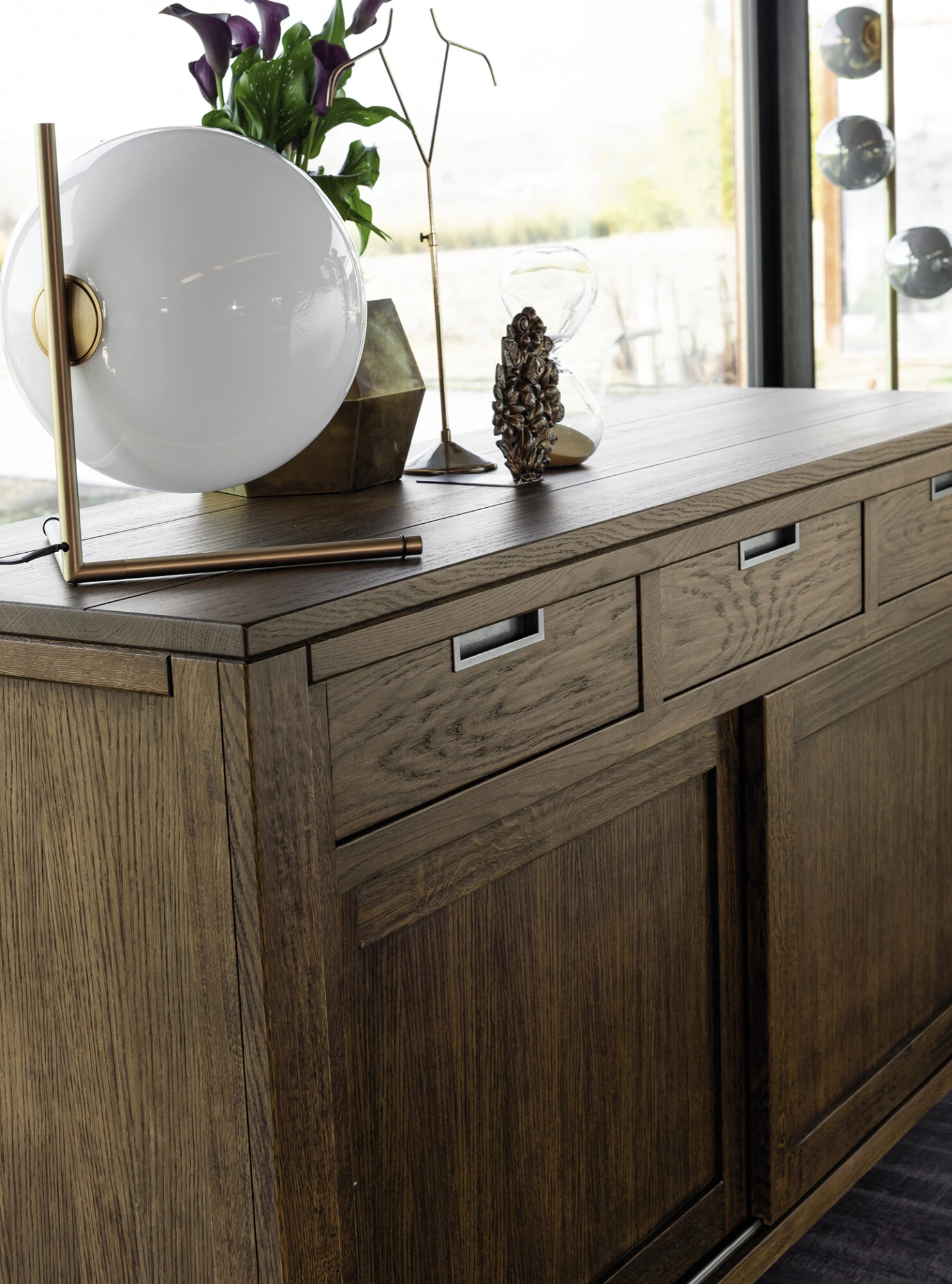 madia-in-legno-rovere-con-ante-cassetti-or-credenza-holand-or-devina-nais.jpg